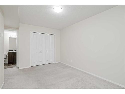 422-195 Kincora Glen Road Nw, Calgary, AB - Indoor Photo Showing Other Room