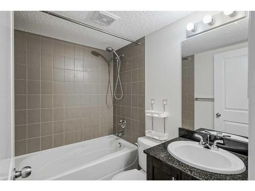 422-195 Kincora Glen Road Nw, Calgary, AB - Indoor Photo Showing Bathroom