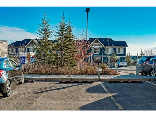 422-195 Kincora Glen Road Nw, Calgary, AB - Outdoor