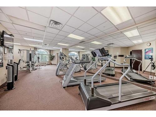 904-1726 14 Avenue Nw, Calgary, AB - Indoor Photo Showing Gym Room