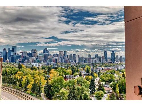 904-1726 14 Avenue Nw, Calgary, AB - Outdoor With View