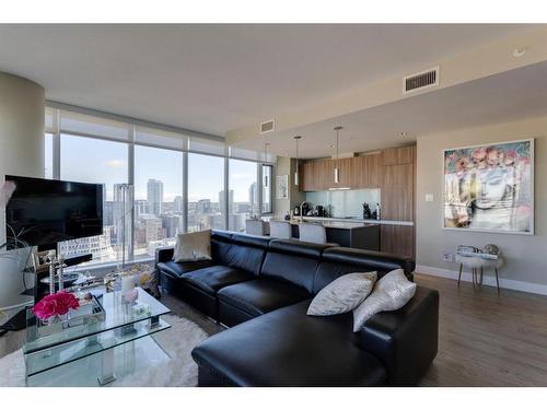 1509-1122 3 Street Se, Calgary, AB - Indoor Photo Showing Living Room