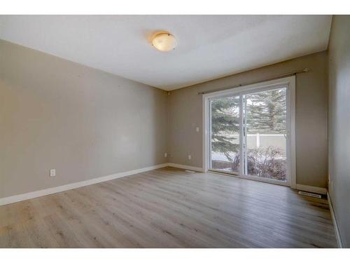 6 Chaparral Ridge Park Se, Calgary, AB - Indoor Photo Showing Other Room