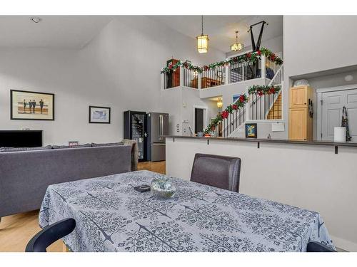 1172 Wilson Way, Canmore, AB - Indoor Photo Showing Dining Room