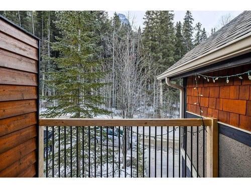 1172 Wilson Way, Canmore, AB - Outdoor