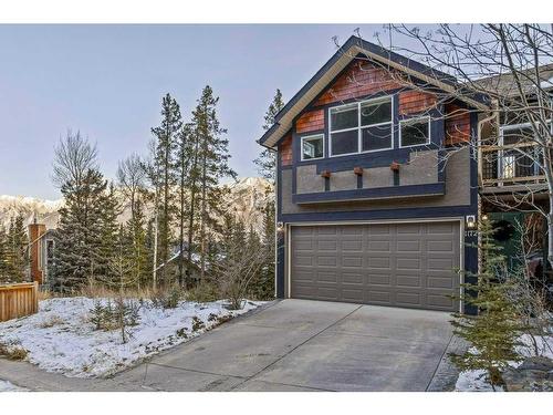 1172 Wilson Way, Canmore, AB - Outdoor