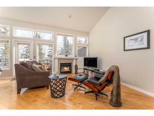 1172 Wilson Way, Canmore, AB - Indoor Photo Showing Living Room With Fireplace