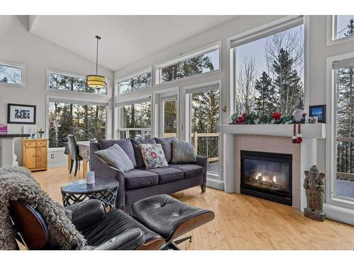 1172 Wilson Way, Canmore, AB - Indoor Photo Showing Living Room With Fireplace