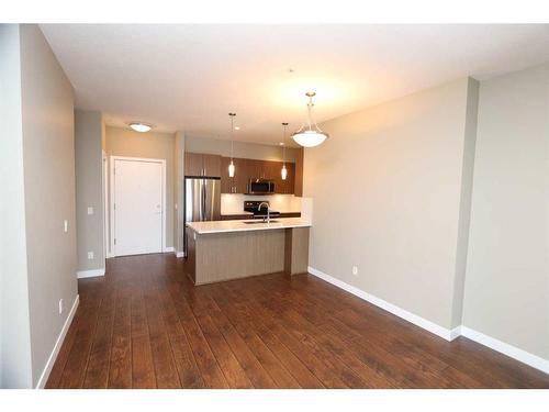 315-22 Auburn Bay Link Se, Calgary, AB - Indoor Photo Showing Kitchen