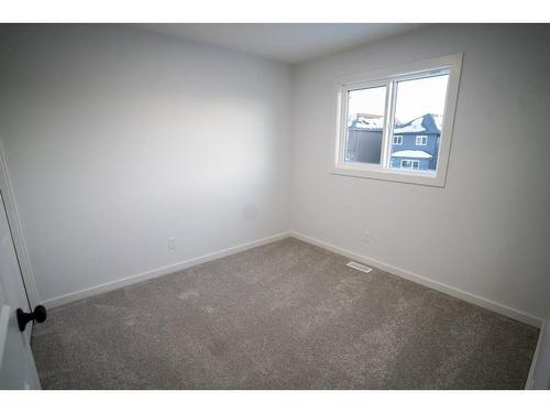 607 Savanna Crescent Ne, Calgary, AB - Indoor Photo Showing Other Room