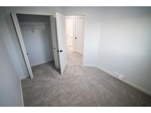 607 Savanna Crescent Ne, Calgary, AB - Indoor Photo Showing Other Room