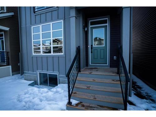 607 Savanna Crescent Ne, Calgary, AB - Outdoor