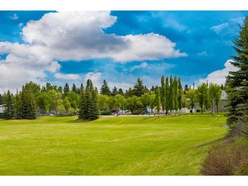 2-2811 24A Street Sw, Calgary, AB - Outdoor With View