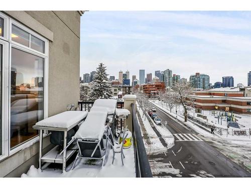 402-303 19 Avenue Sw, Calgary, AB - Outdoor