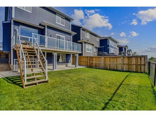 937 Midtown Avenue Sw, Airdrie, AB - Outdoor