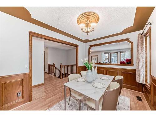 80 Suncastle Crescent Se, Calgary, AB - Indoor Photo Showing Dining Room