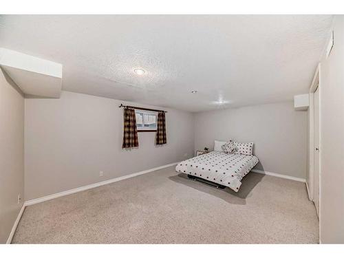 80 Suncastle Crescent Se, Calgary, AB - Indoor