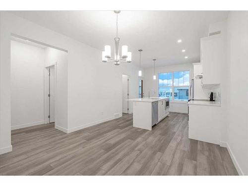 418 Alpine Avenue Sw, Calgary, AB - Indoor