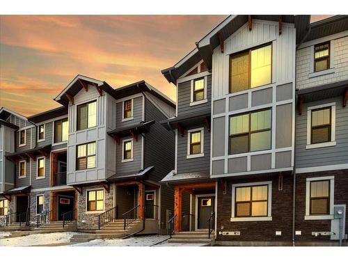 418 Alpine Avenue Sw, Calgary, AB - Outdoor With Facade