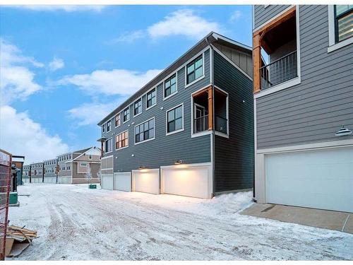 418 Alpine Avenue Sw, Calgary, AB - Outdoor With Exterior