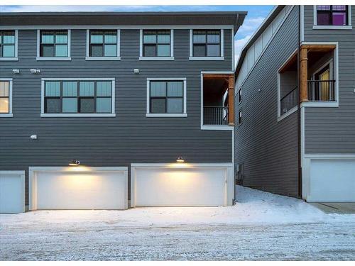 418 Alpine Avenue Sw, Calgary, AB - Outdoor