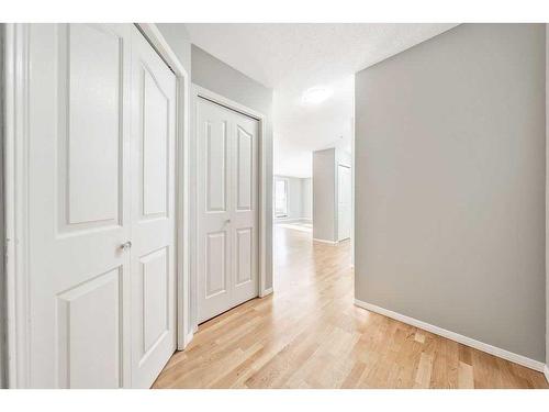 110-5500 Somervale Court Sw, Calgary, AB - Indoor Photo Showing Other Room