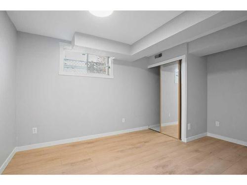 103 Scandia Bay Nw, Calgary, AB - Indoor Photo Showing Other Room