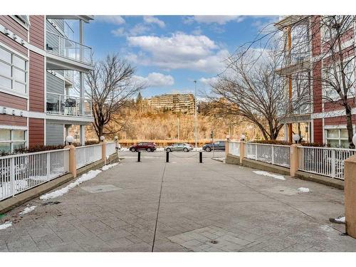 151-333 Riverfront Avenue Se, Calgary, AB - Outdoor