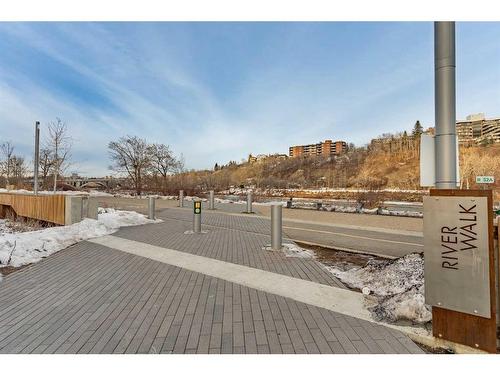 151-333 Riverfront Avenue Se, Calgary, AB - Outdoor