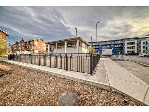 2105-350 Livingston Common Ne, Calgary, AB - Outdoor