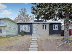 7915 Huntington Street NE Calgary, AB T2K 5B7