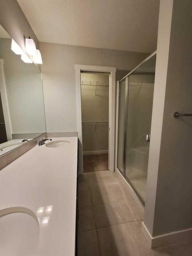 260 Copperleaf Way Se, Calgary, AB - Indoor Photo Showing Bathroom