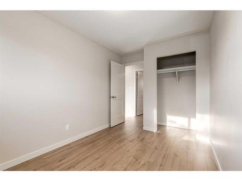 720 Alderwood Place Se, Calgary, AB - Indoor Photo Showing Other Room