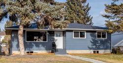 720 Alderwood Place SE Calgary, AB T2H 2B4