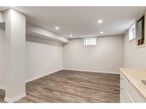 720 Alderwood Place Se, Calgary, AB - Indoor