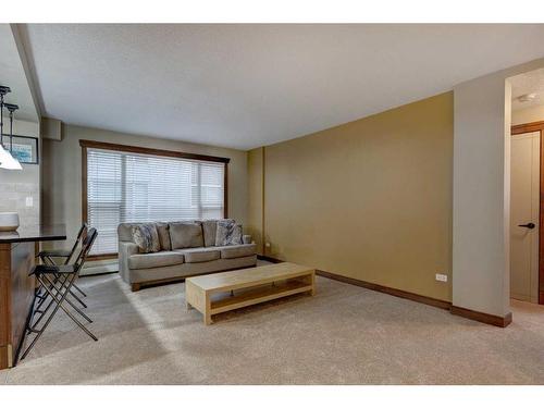 107-920 68 Avenue Sw, Calgary, AB - Indoor