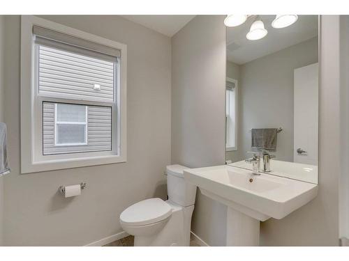 103 Cityside Terrace Ne, Calgary, AB - Indoor Photo Showing Bathroom