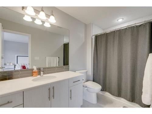 103 Cityside Terrace Ne, Calgary, AB - Indoor Photo Showing Bathroom