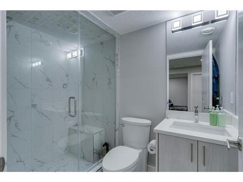 103 Cityside Terrace Ne, Calgary, AB - Indoor Photo Showing Bathroom