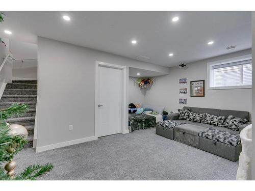 103 Cityside Terrace Ne, Calgary, AB - Indoor Photo Showing Other Room