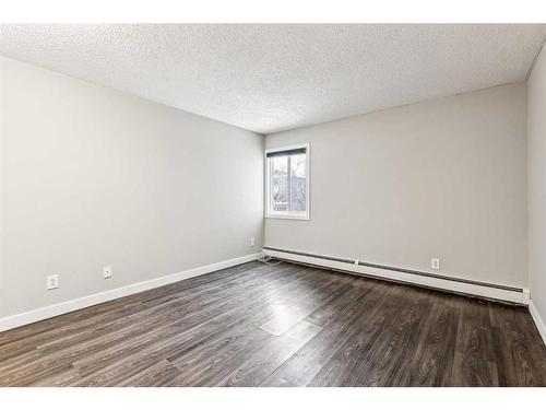 305-540 18 Avenue Sw, Calgary, AB - Indoor Photo Showing Other Room