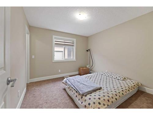 150 Saddlelake Grove Ne, Calgary, AB - Indoor Photo Showing Bedroom