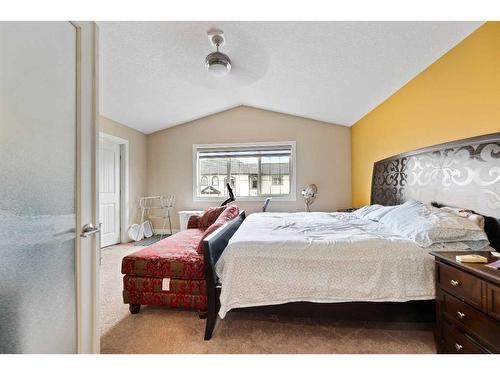 150 Saddlelake Grove Ne, Calgary, AB - Indoor Photo Showing Bedroom