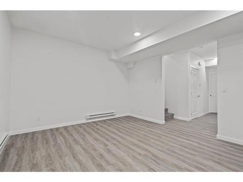 149 Belmont Way Sw, Calgary, AB - Indoor Photo Showing Other Room