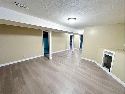 5210 44 Street, Olds, AB - Indoor Photo Showing Other Room