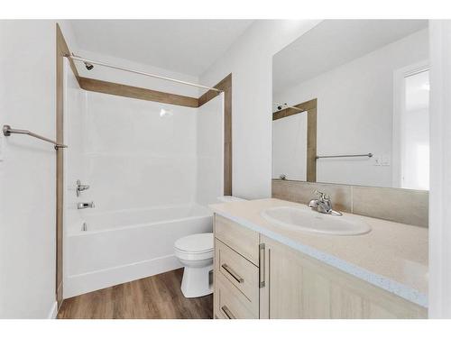 296 Cornerbrook Drive, Calgary, AB - Indoor Photo Showing Bathroom