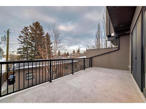 2410 30 Avenue Sw, Calgary, AB - Outdoor With Exterior