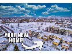 209 Douglas Glen Boulevard SE Calgary, AB T2Z 3Y4