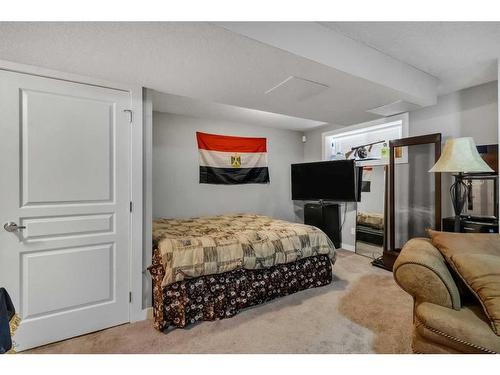 1007 Evanston Square Nw, Calgary, AB - Indoor Photo Showing Bedroom