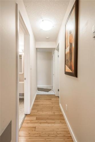 303-1826 11 Avenue Sw, Calgary, AB - Indoor Photo Showing Other Room